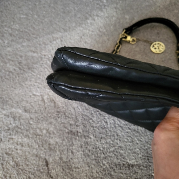Vintage Leather Quilted Black Bag - Picture 4 of 8